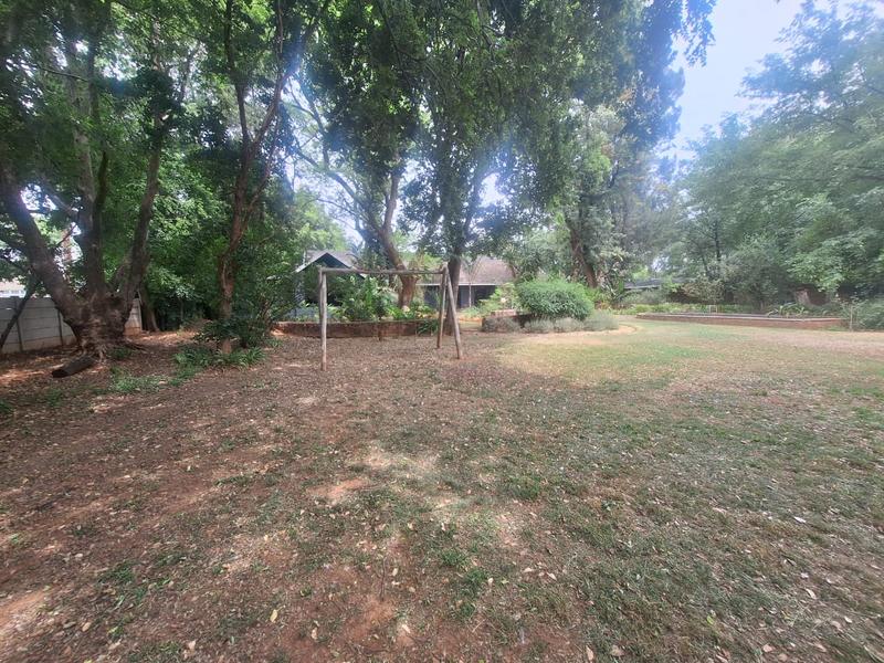 6 Bedroom Property for Sale in Stilfontein North West